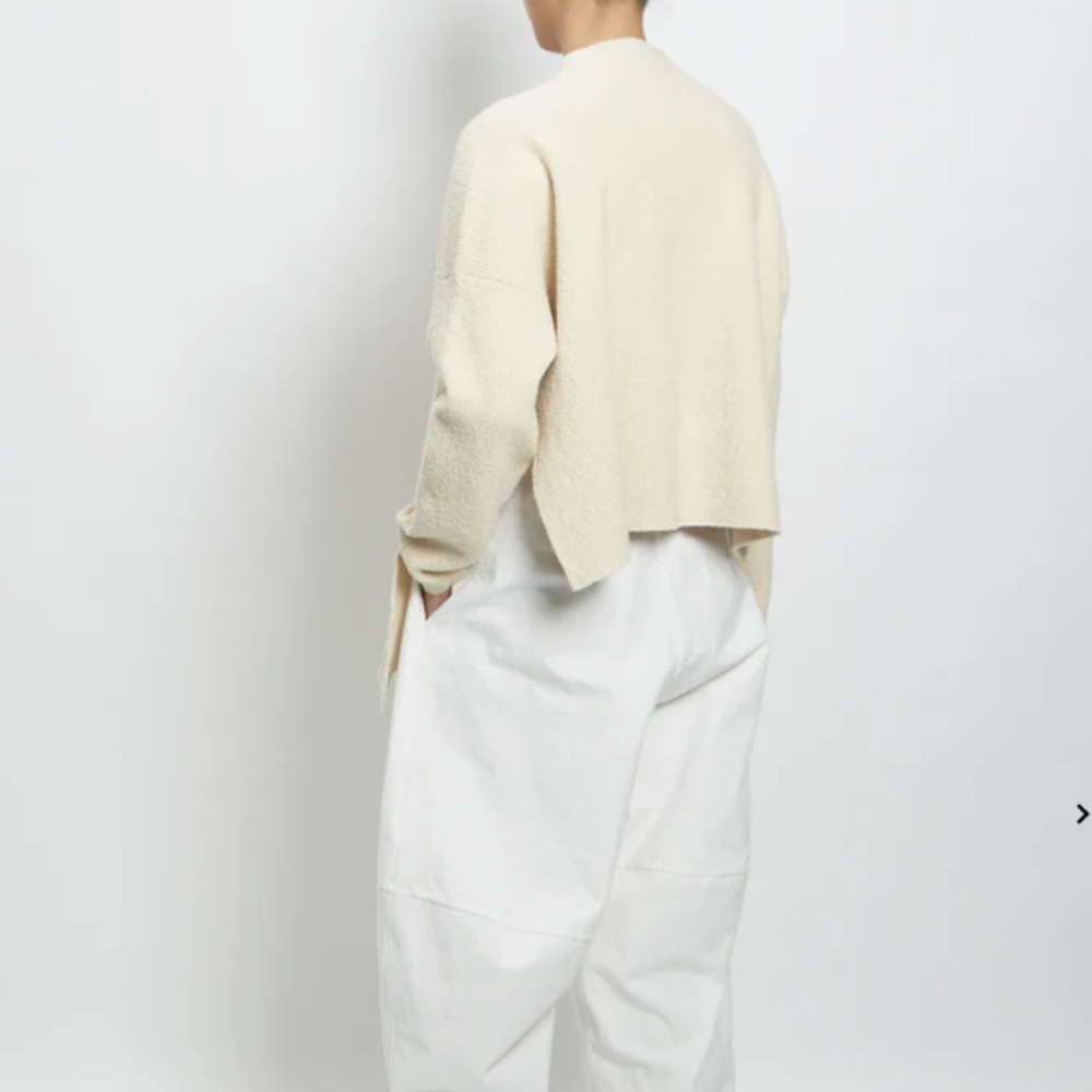 LAUREN MANOOGIAN Rib V Neck Pullover Boxy High Low Cropped Back Hem Iconic 2 M - Picture 3 of 16